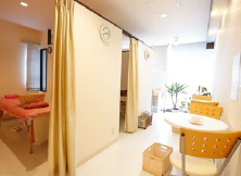 サロン アンフィー川西能勢口店