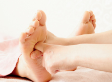 サロン アンフィー川西能勢口店 足ツボ